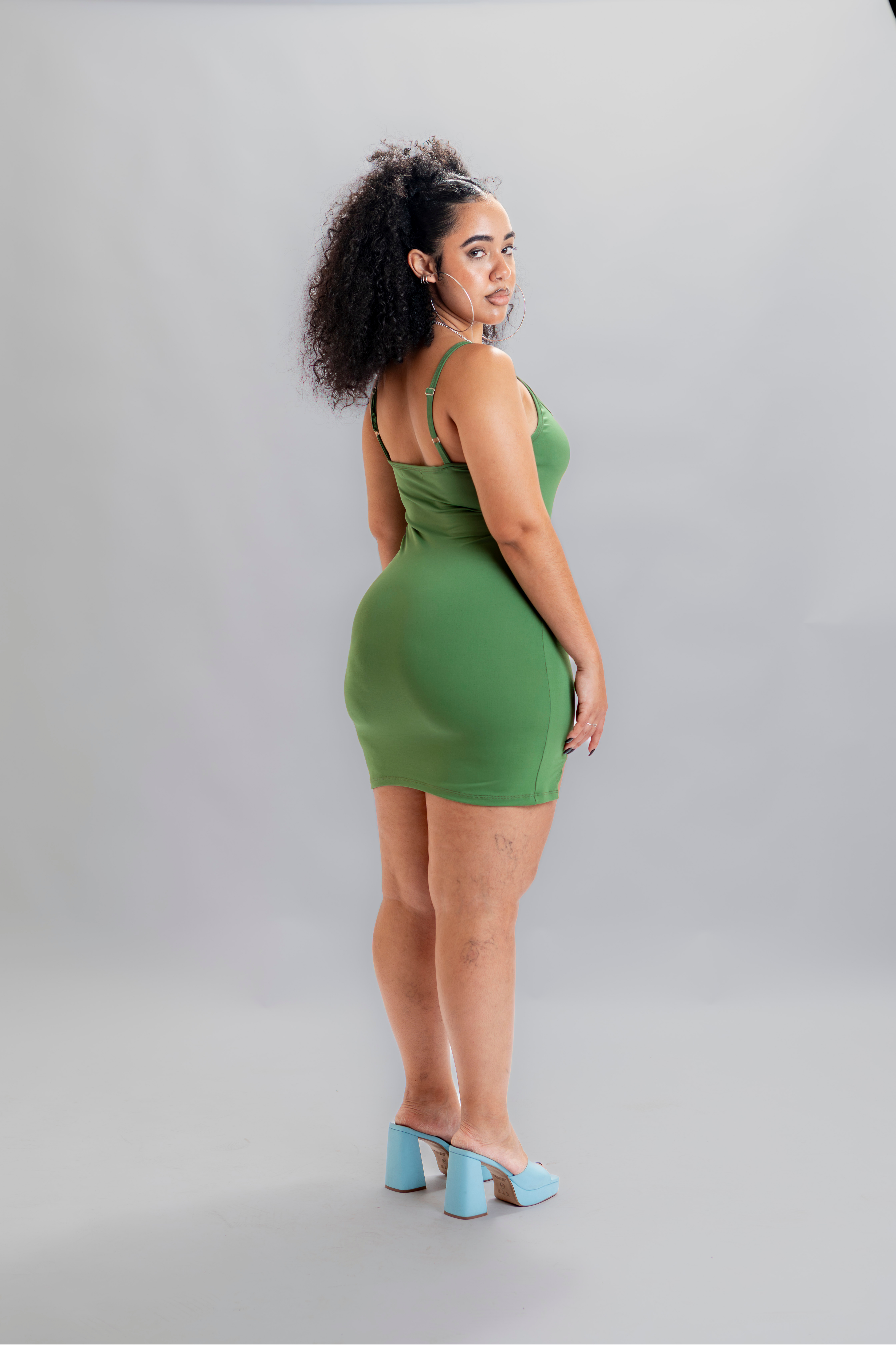 Vestido Curto Colado Agomide