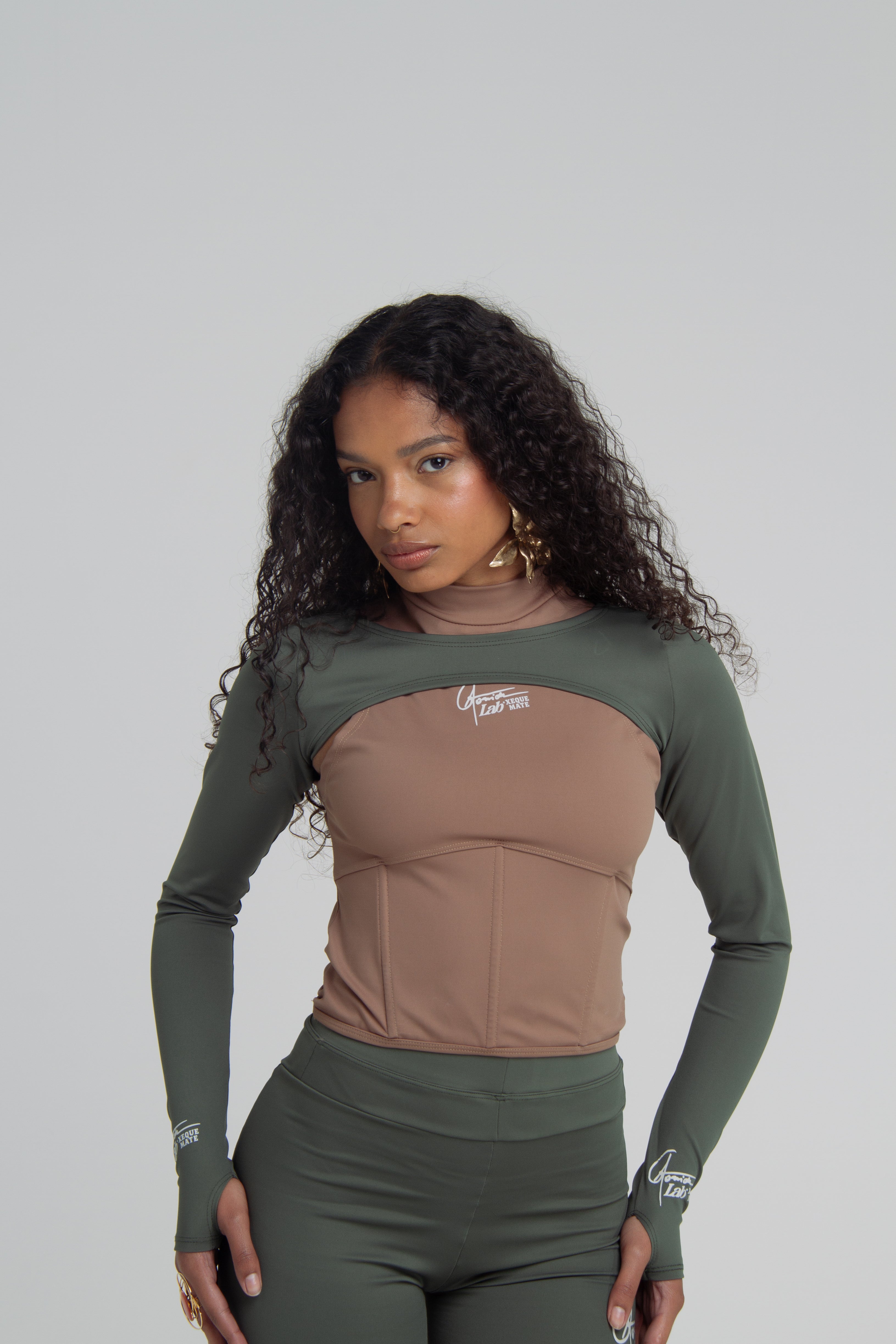 Manga independente Agomide e Lab Xeque Mate