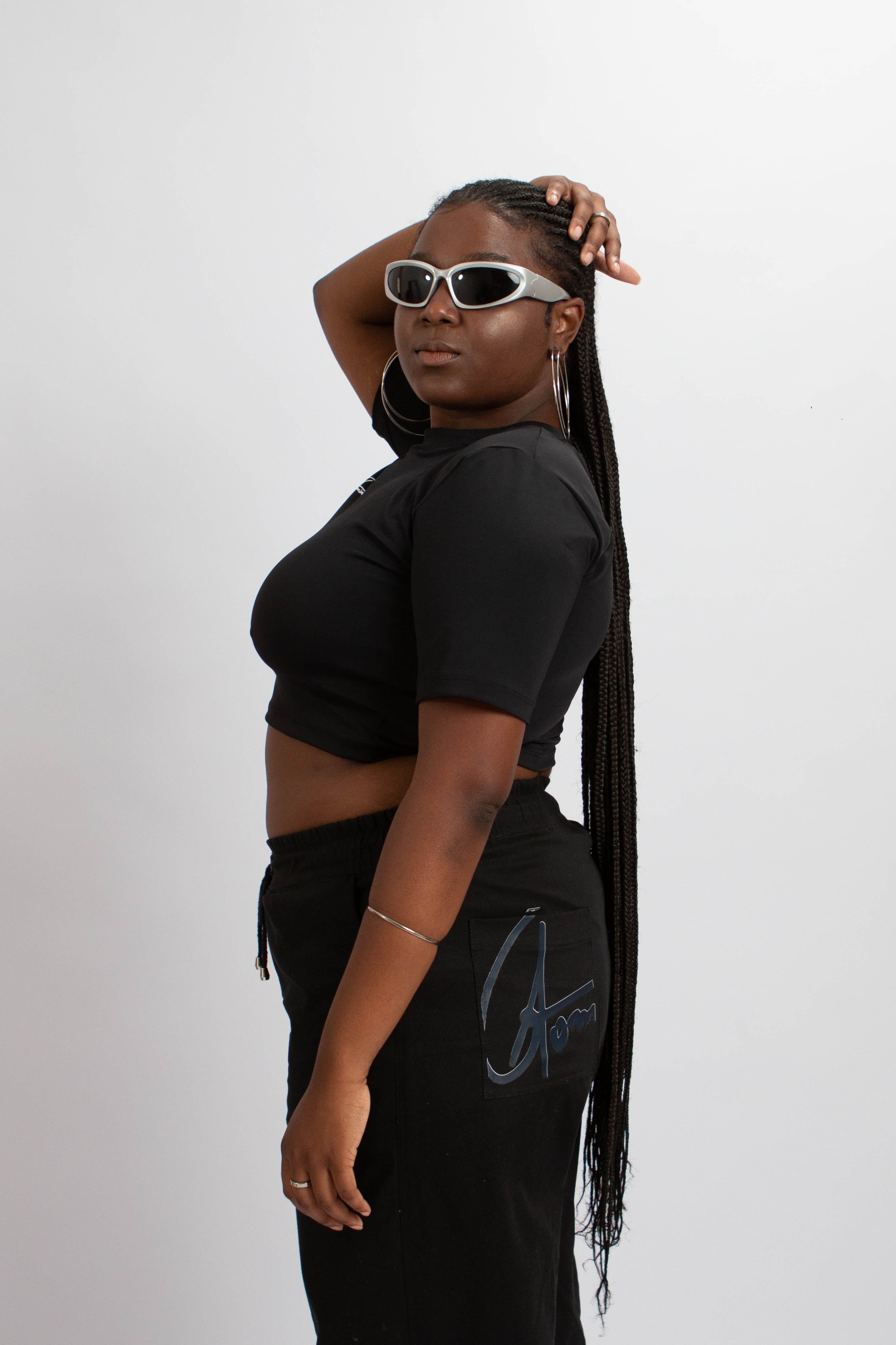 Camiseta Cropped Preta Agomide