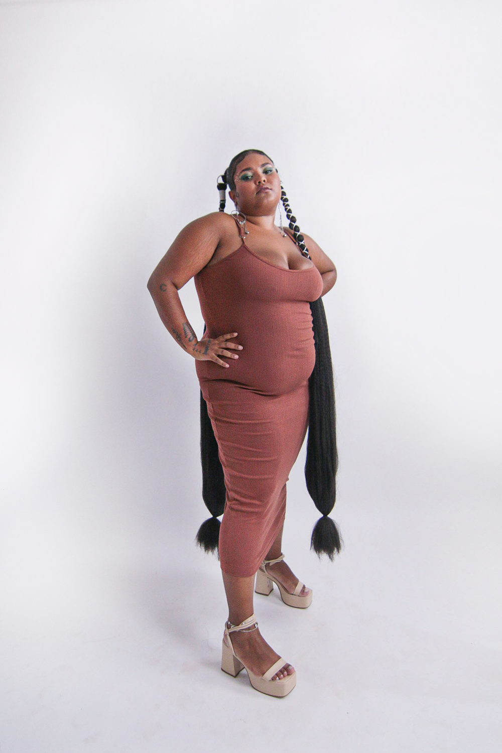 Vestido tubinho online vermelho plus size